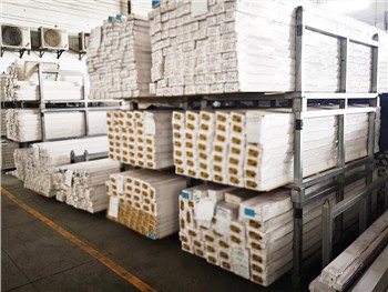 Objednávka orezania okrajov z nehrdzavejúcej ocele kambodžského klienta bola ...